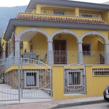 Casa Mariolu 2 Apartment กาลาโกโนเน ภายนอก รูปภาพ