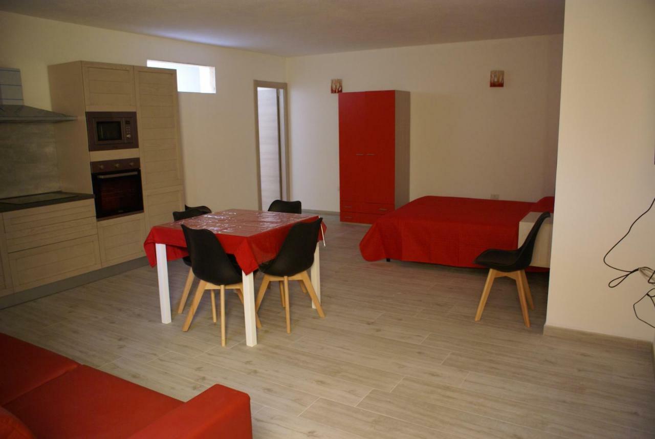 Casa Mariolu 2 Apartment กาลาโกโนเน ภายนอก รูปภาพ